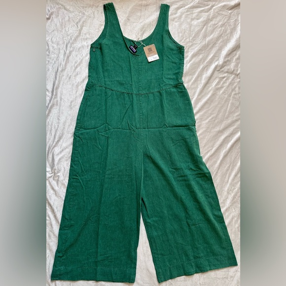 Patagonia Woman’s Garden Island Jumpsuit - Picture 3 of 10
